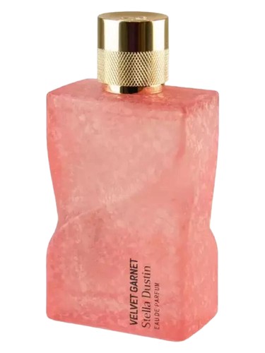 Velvet Garnet bottle