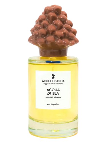 Acqua di Ibla Mandorla e Limone bottle