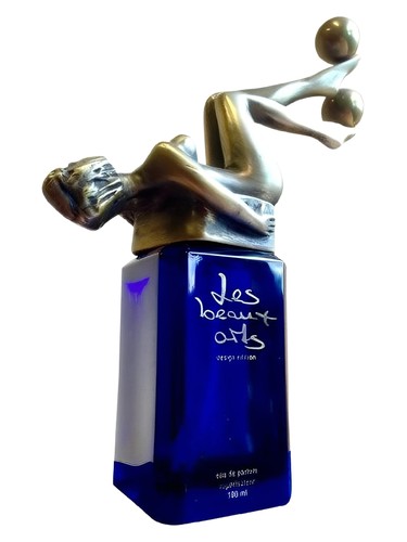 Design Edition №8 Roncalli's Le Parfum bottle
