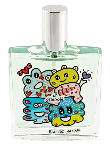 Eau de Gleam bottle