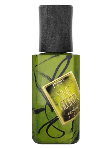 Sine Gloria bottle