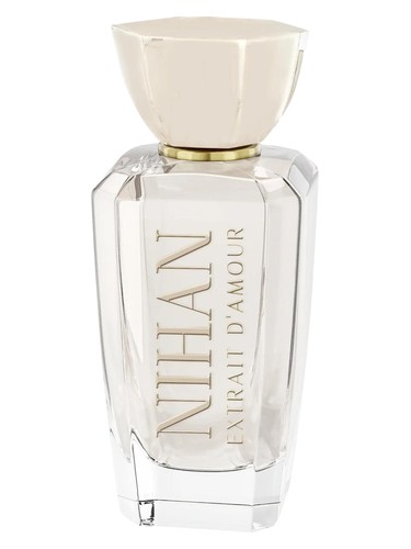Extrait d’Amour bottle