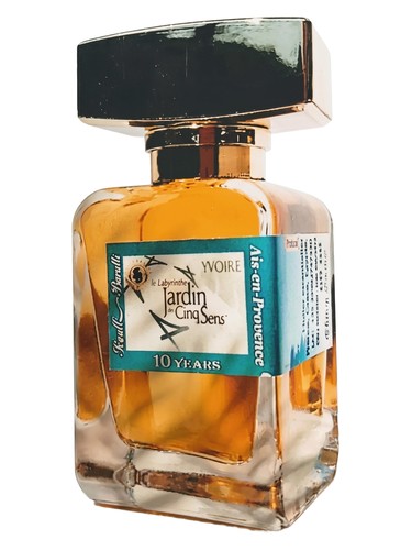 Yvoire Jardin des Cinq Sens bottle