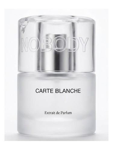 Carte Blanche bottle