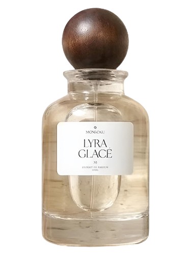 Lyra Glacé bottle