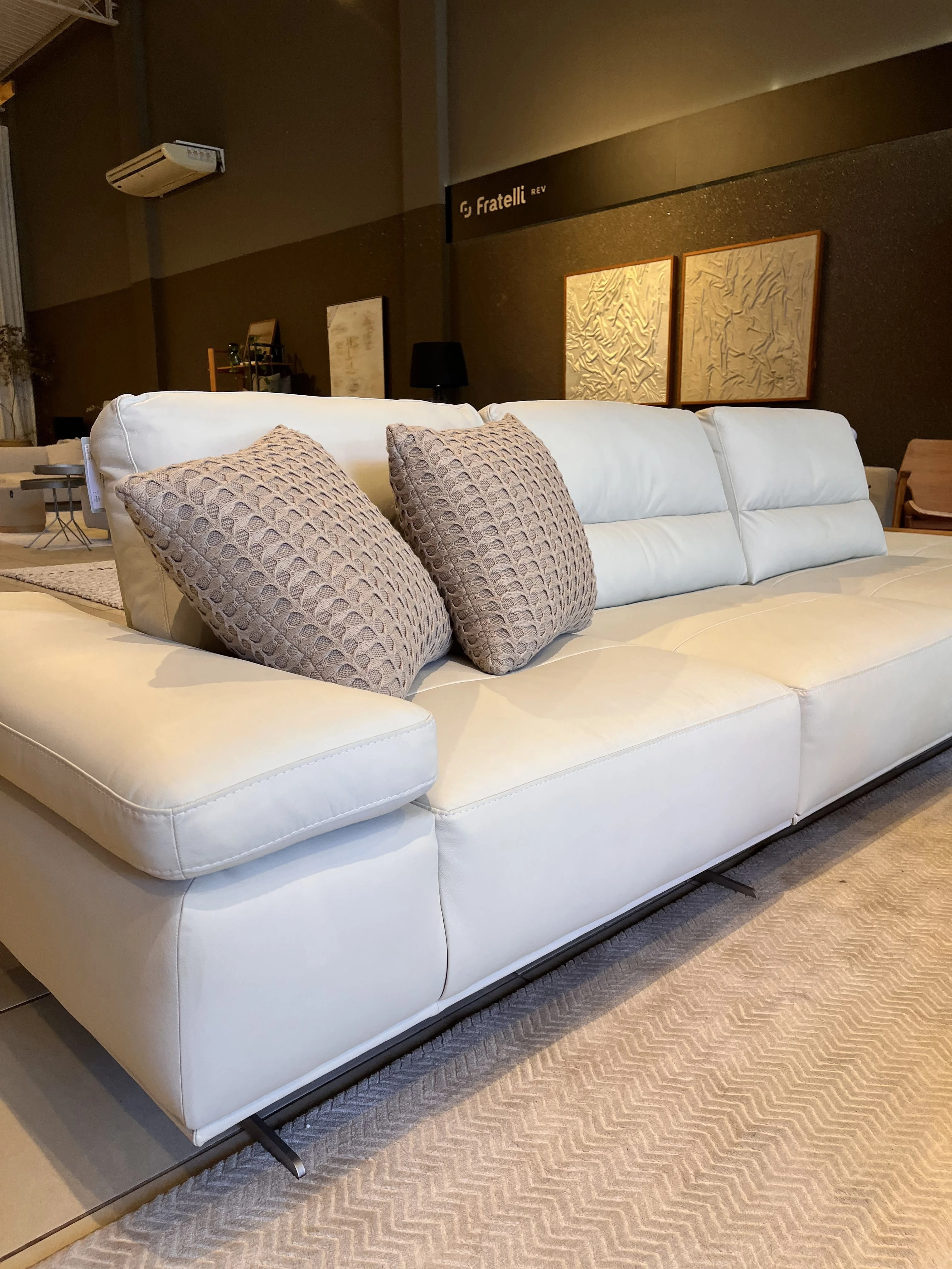 Sofás de Alto Padrão de luxo - Fratelli House Curadoria