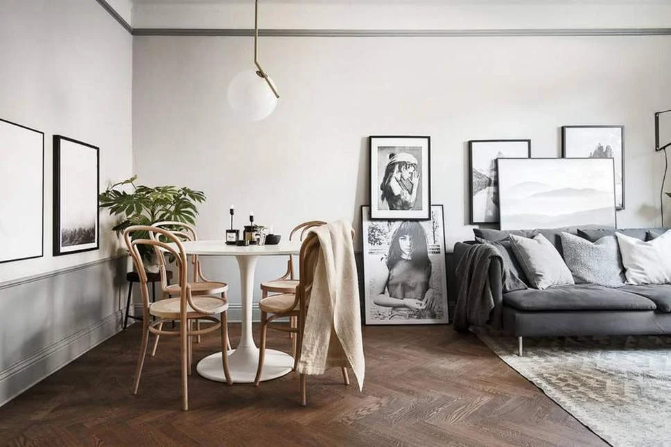 mesa no estilo Saarinen