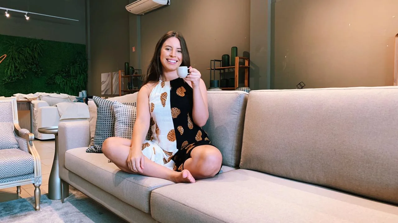 O que devo saber antes de comprar um sofá living