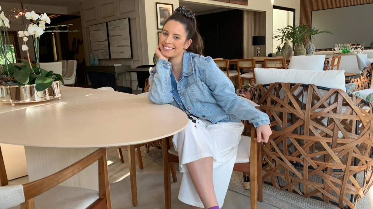 Mesa de jantar oval: conheça as vantagens