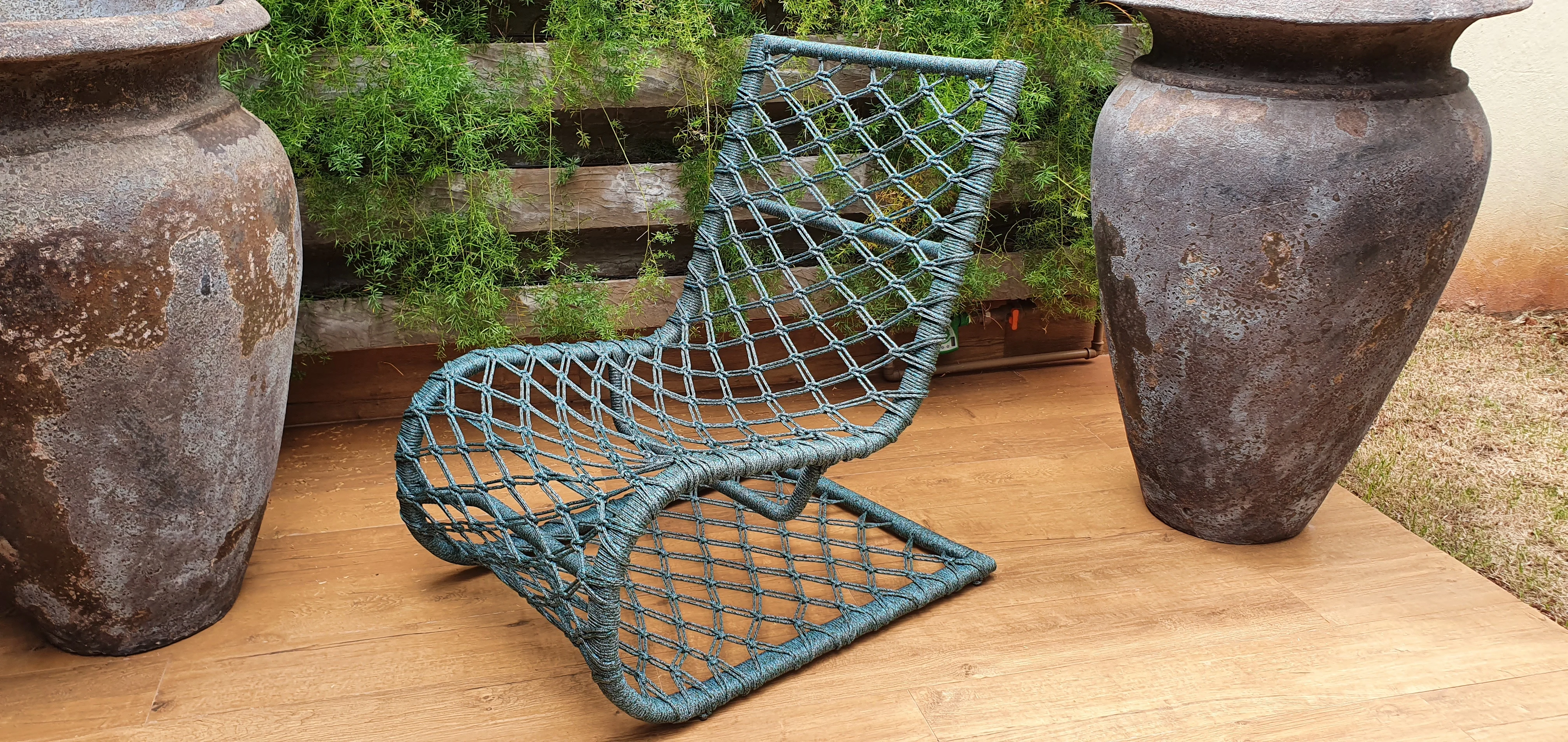 Móveis de corda náutica são alternativa para área externa