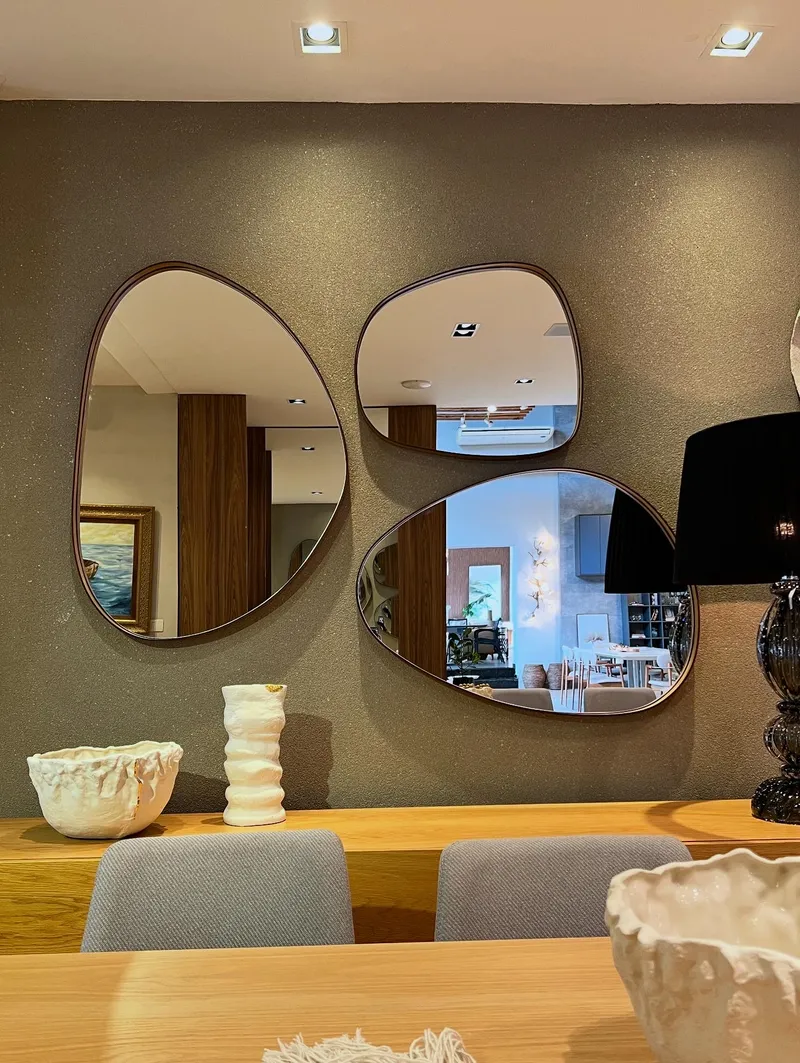 Conjunto de Espelhos Orgânicos: Transforme sua Decoração com Leveza e Delicadeza