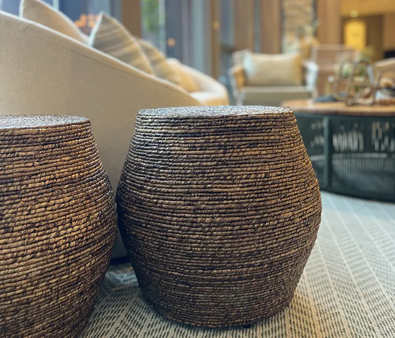 Puff de Fibra de Bananeira: Sofisticação e Sustentabilidade para Sua Casa