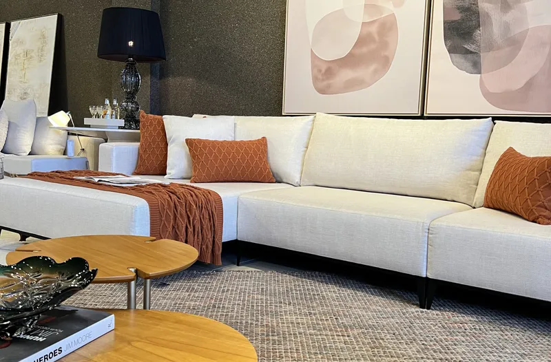 Sofá Living com Chaise: Conforto e Elegância para sua Sala