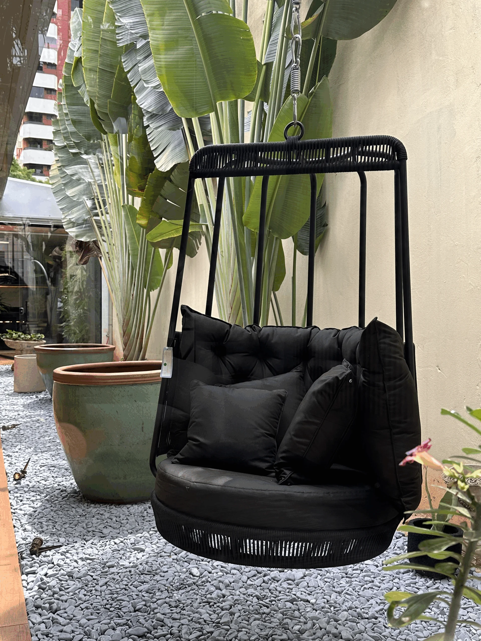 Balanços de Móveis para Jardim: Elegância e Conforto na Fratelli House