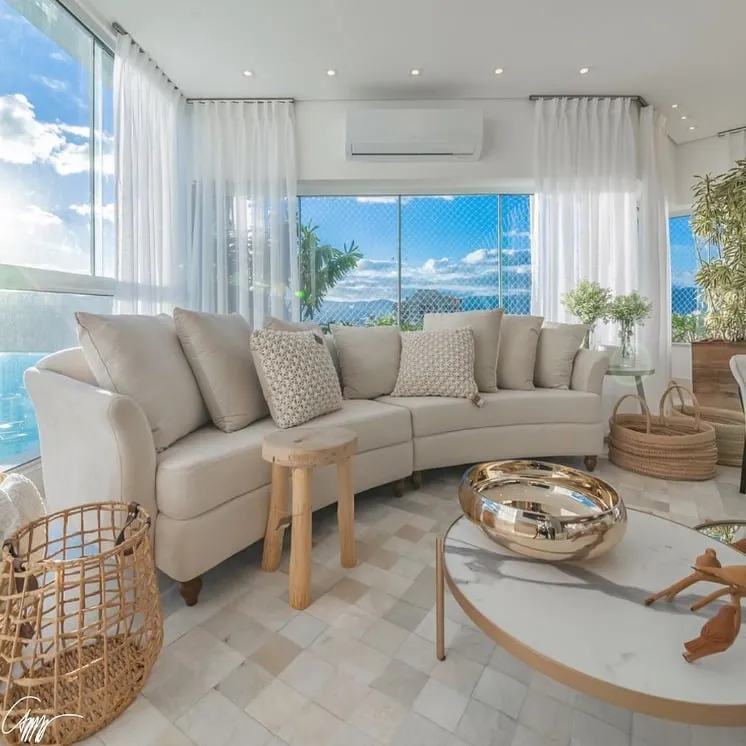 Sofá Living de Alto Padrão: O Coração da Sua Sala de Estar