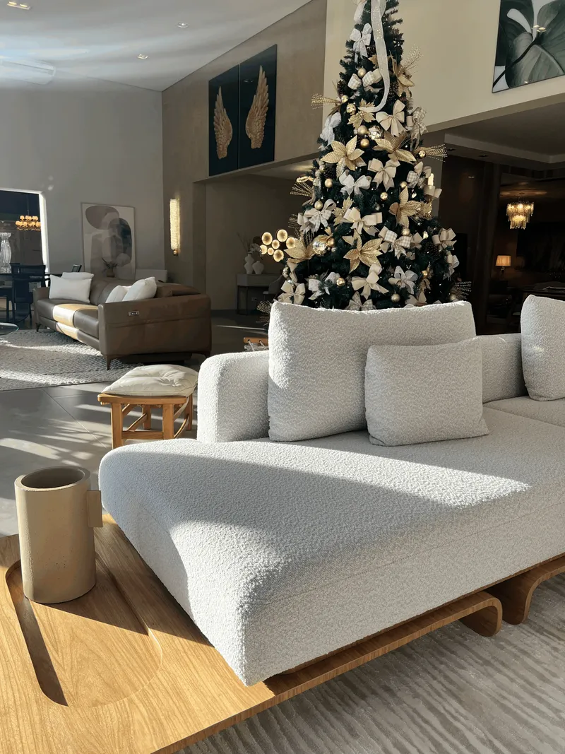 Sofá Living Fratelli: Conforto e Elegância para o seu Ambiente