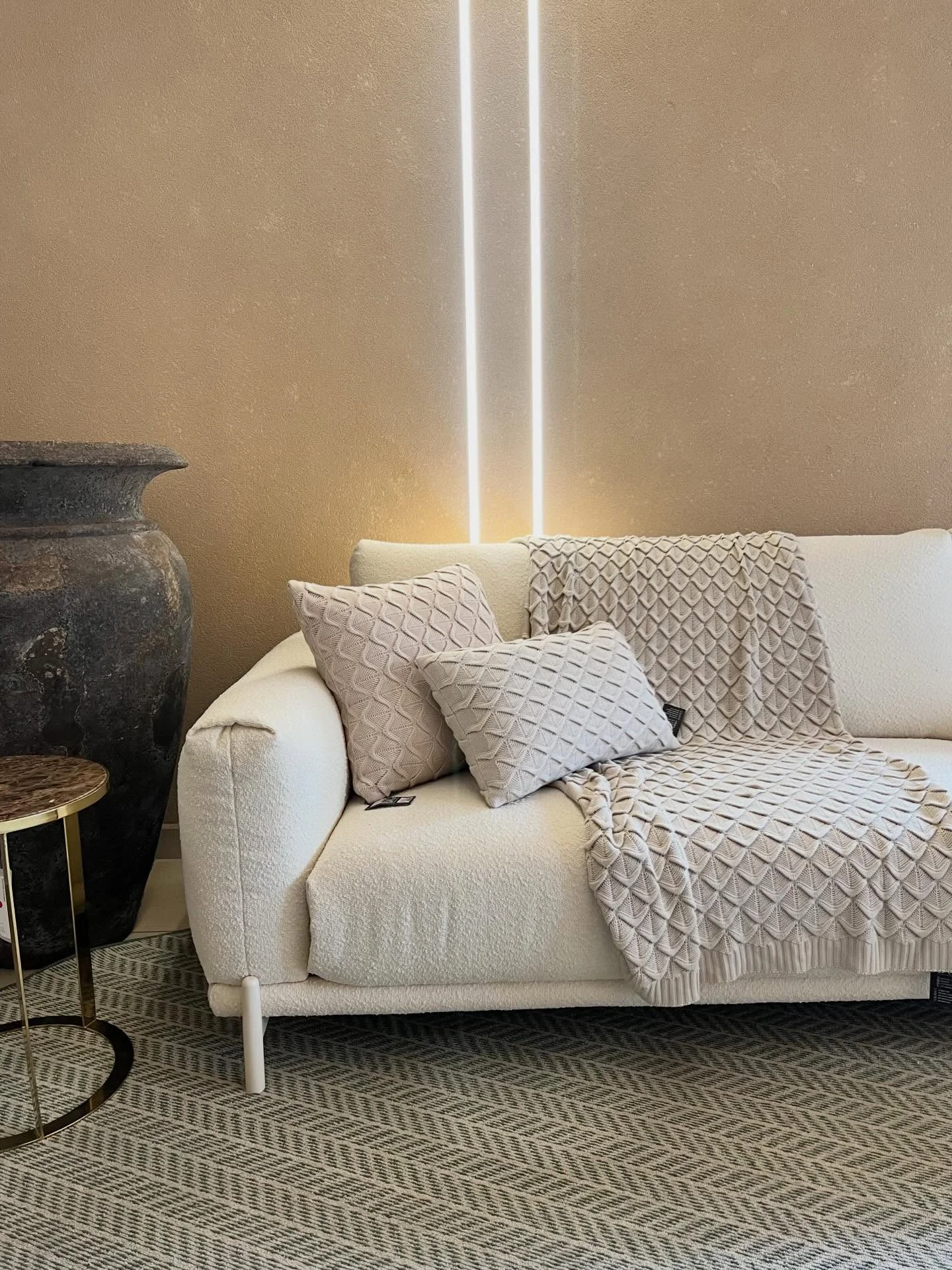 Como escolher o sofá living perfeito para a sua sala.