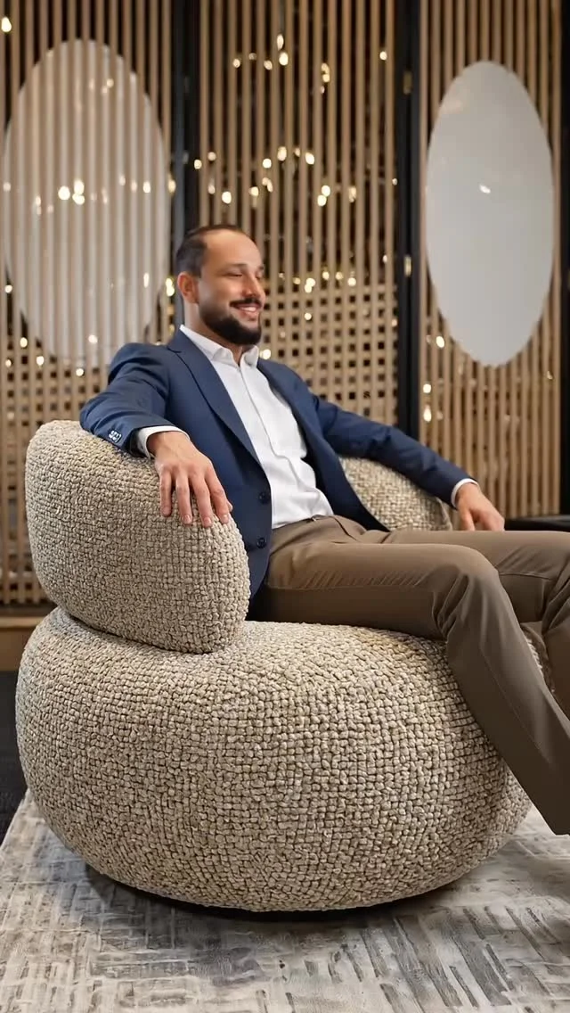 Poltrona giratória: funcionalidade e design para o seu ambiente