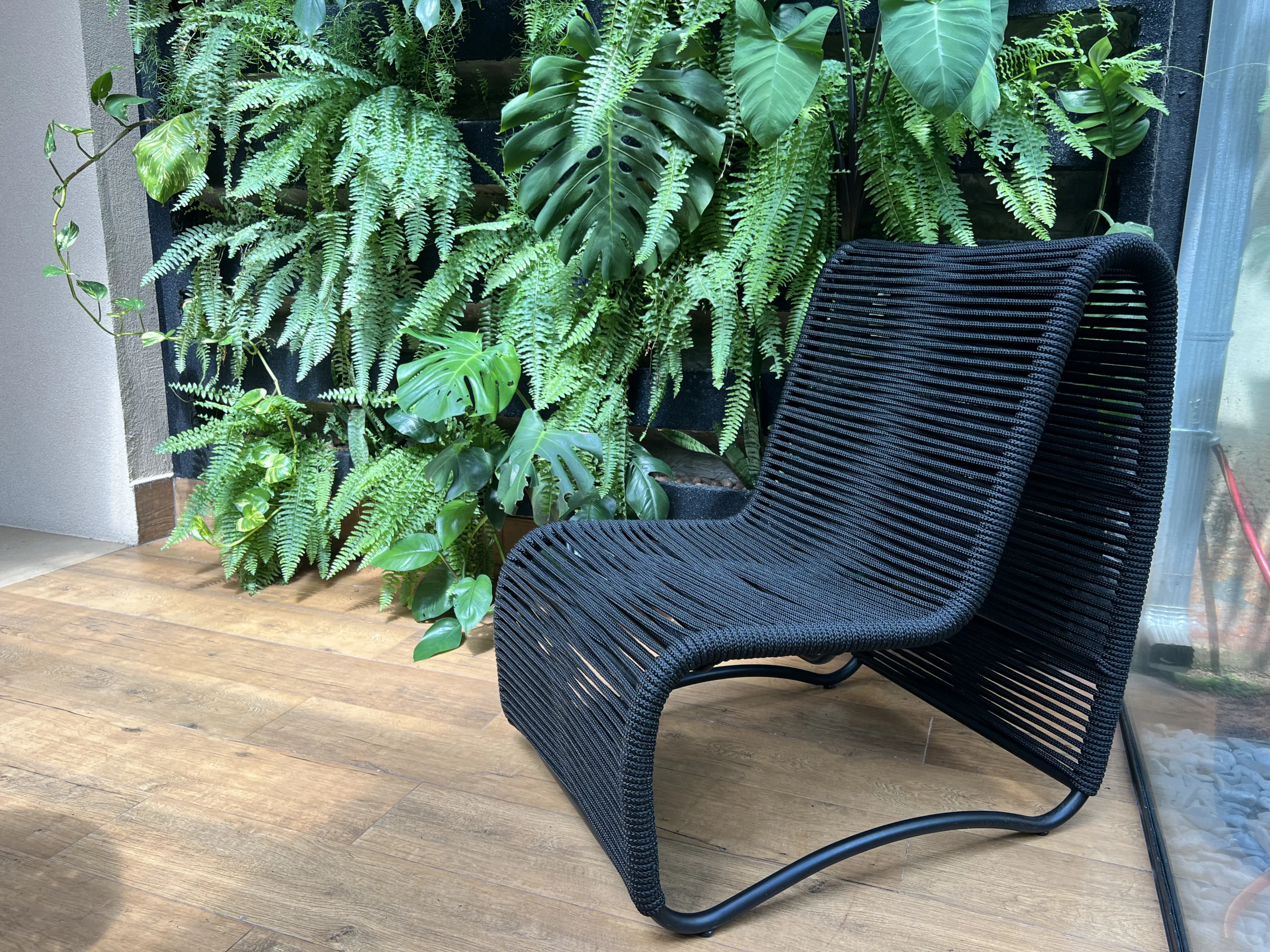 Poltrona Externa de Corda Náutica: Sofisticação e Conforto para Seu Espaço