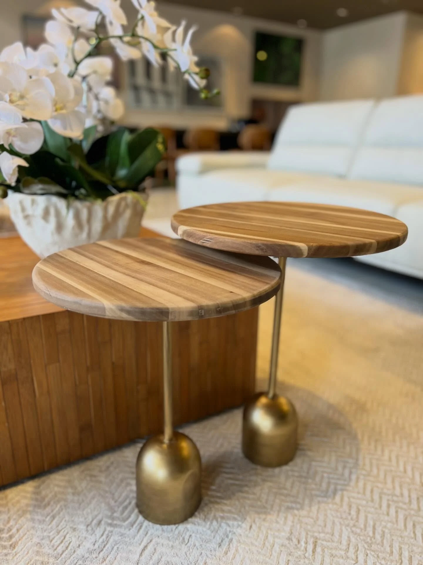 Como escolher a melhor mesa lateral para sala de estar.