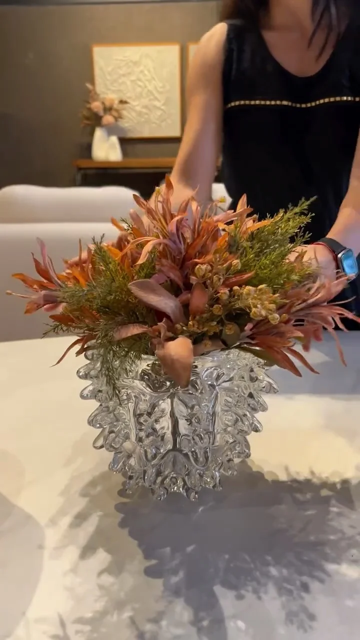 Como escolher um vaso que valorize a decoração da sala.