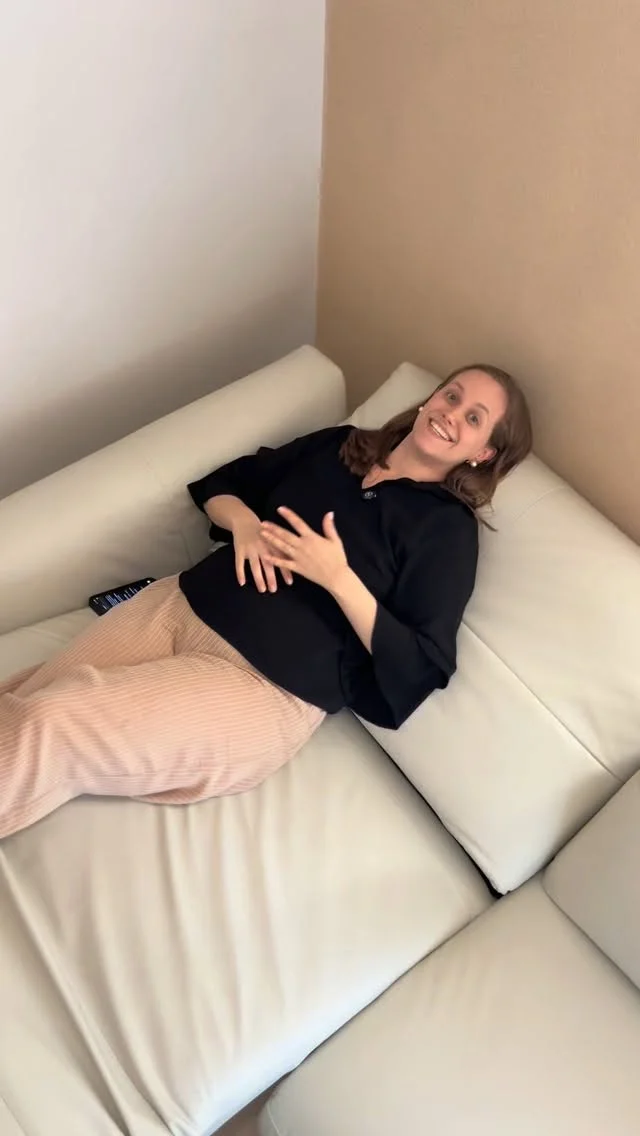 Como comprar sofás em couro automatizados para sala de cinema