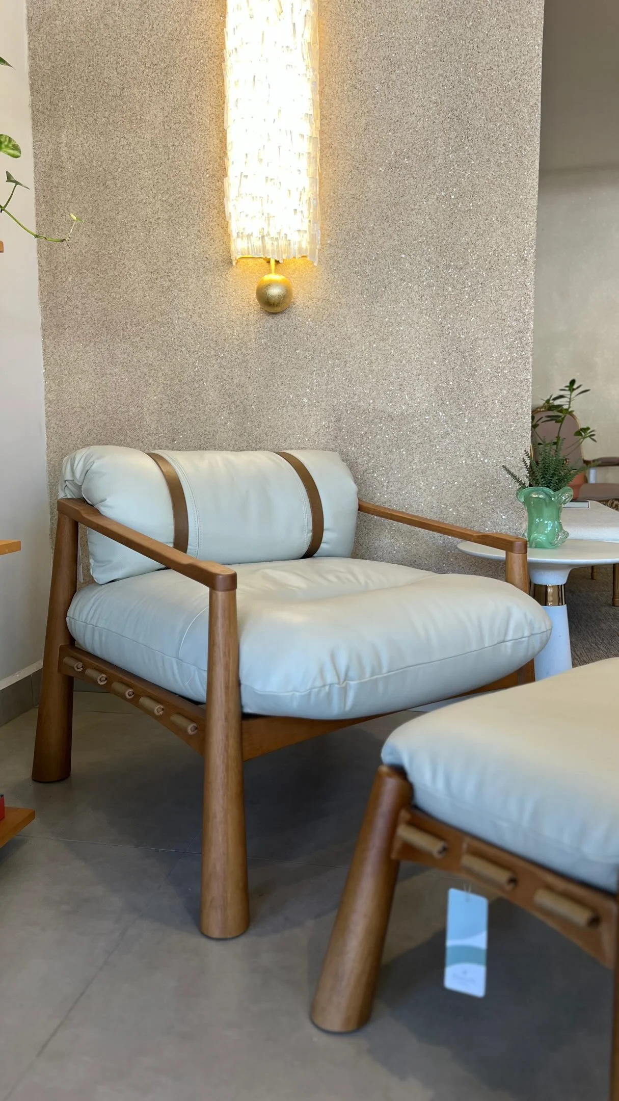 Como escolher a melhor poltrona para sala de estar de acordo com o estilo do ambiente.
