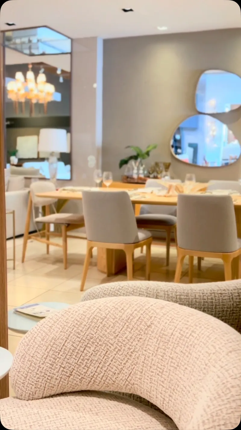 Como escolher a mesa de jantar perfeita para a sala de estar.
