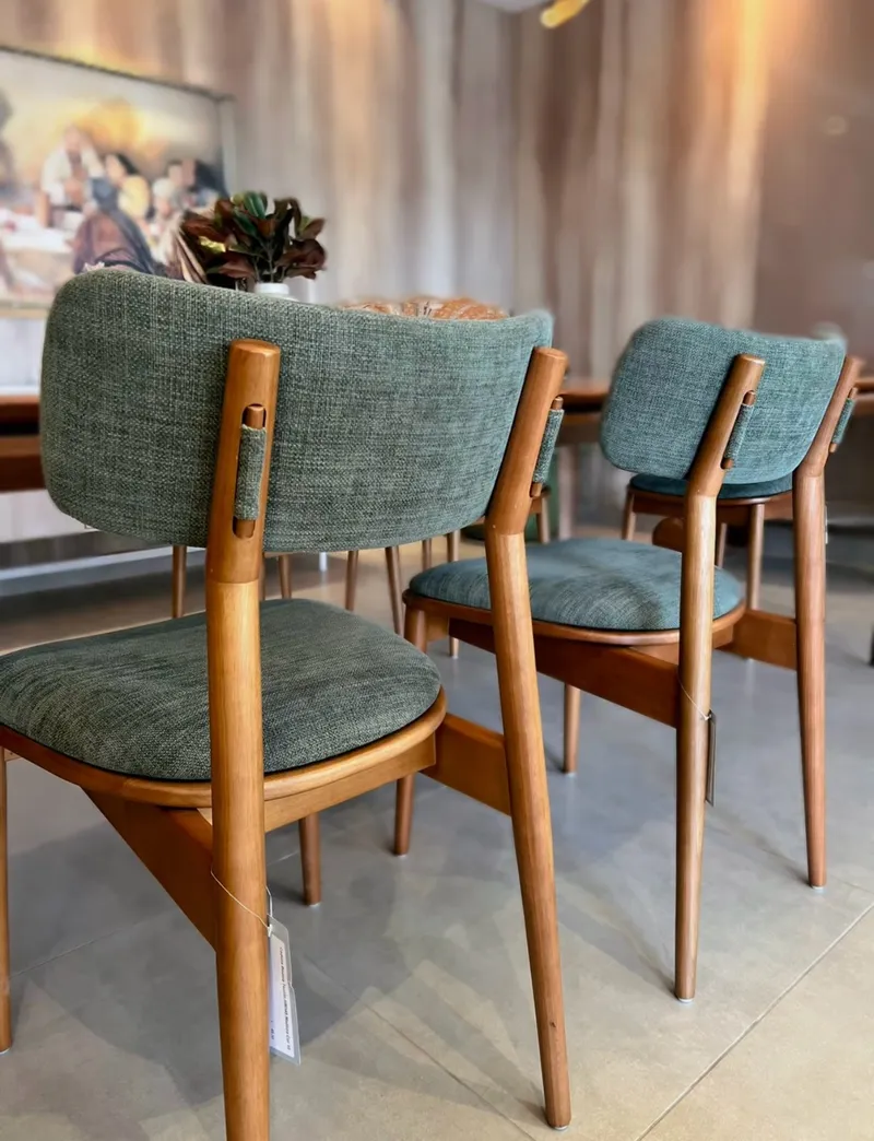 Como escolher cadeiras de jantar para sala de jantar.