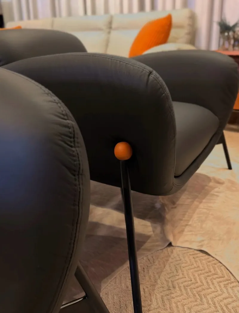 Como escolher uma poltrona com design elegante para sala de visita.