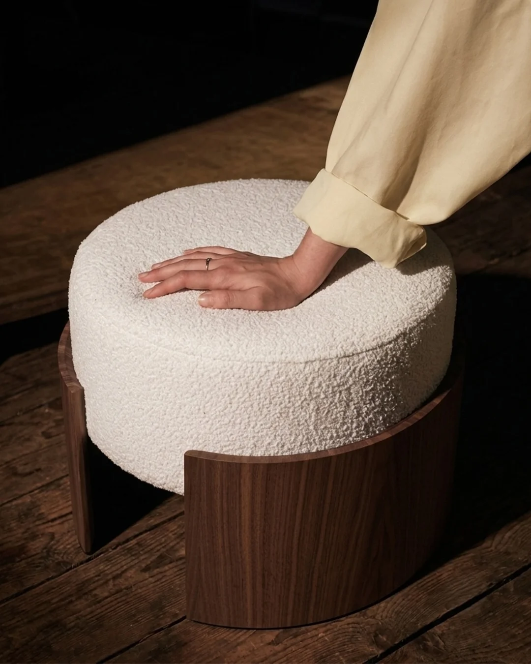 Como escolher o melhor puff para decoração de sala.