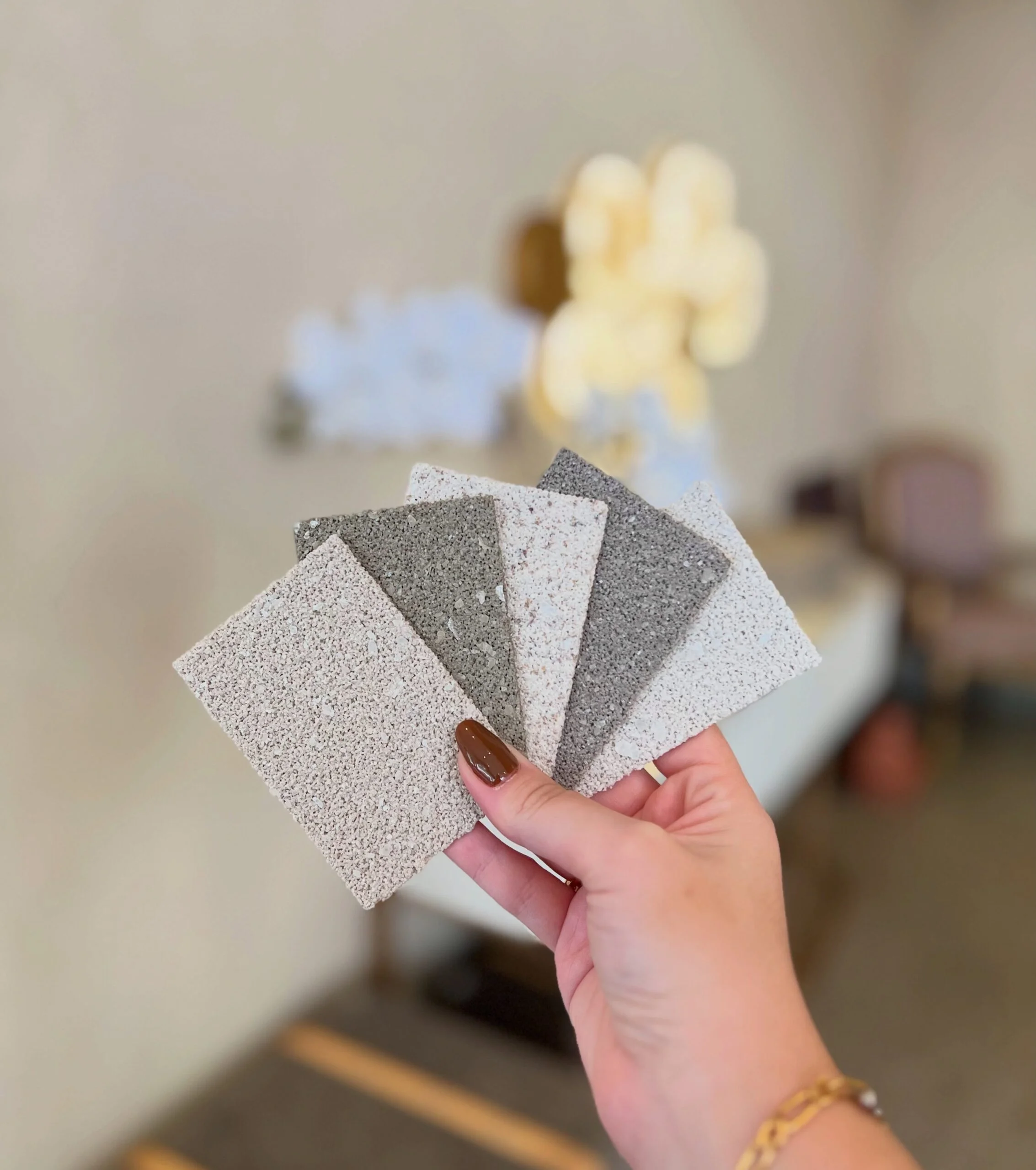 Como escolher a tonalidade certa de revestimento cristal para decoração de interiores.