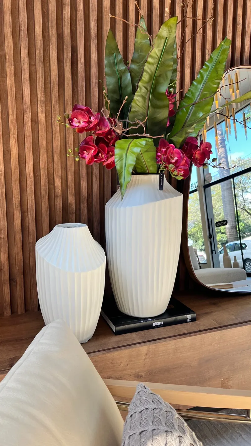 Como escolher vasos decorativos para aumentar a elegância de um ambiente.