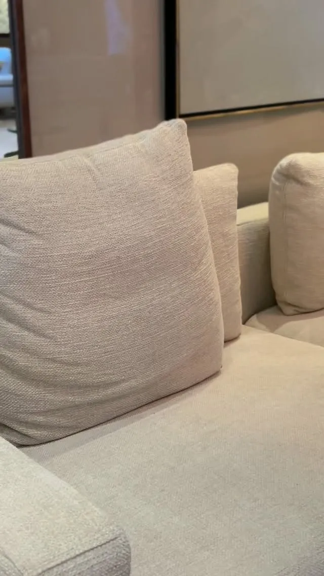 Como escolher o melhor sofá living para sala de estar contemporânea.