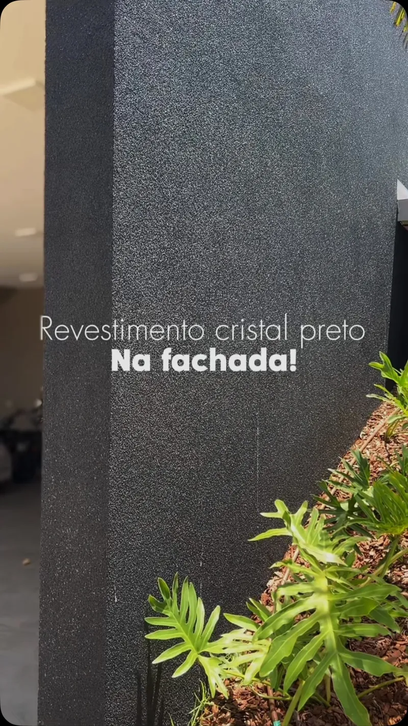 Como usar revestimento cristal preto na fachada