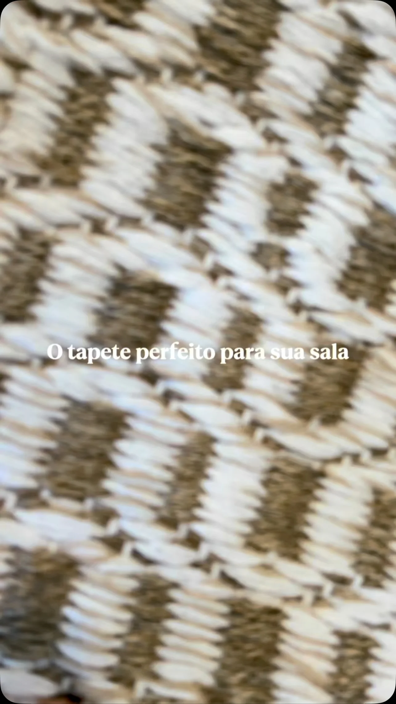 Como escolher sofás que combinam conforto e design moderno