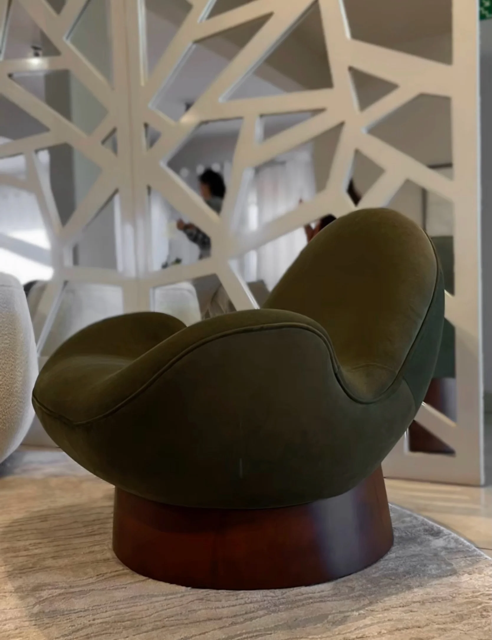 Como escolher a melhor mesa de centro para casa