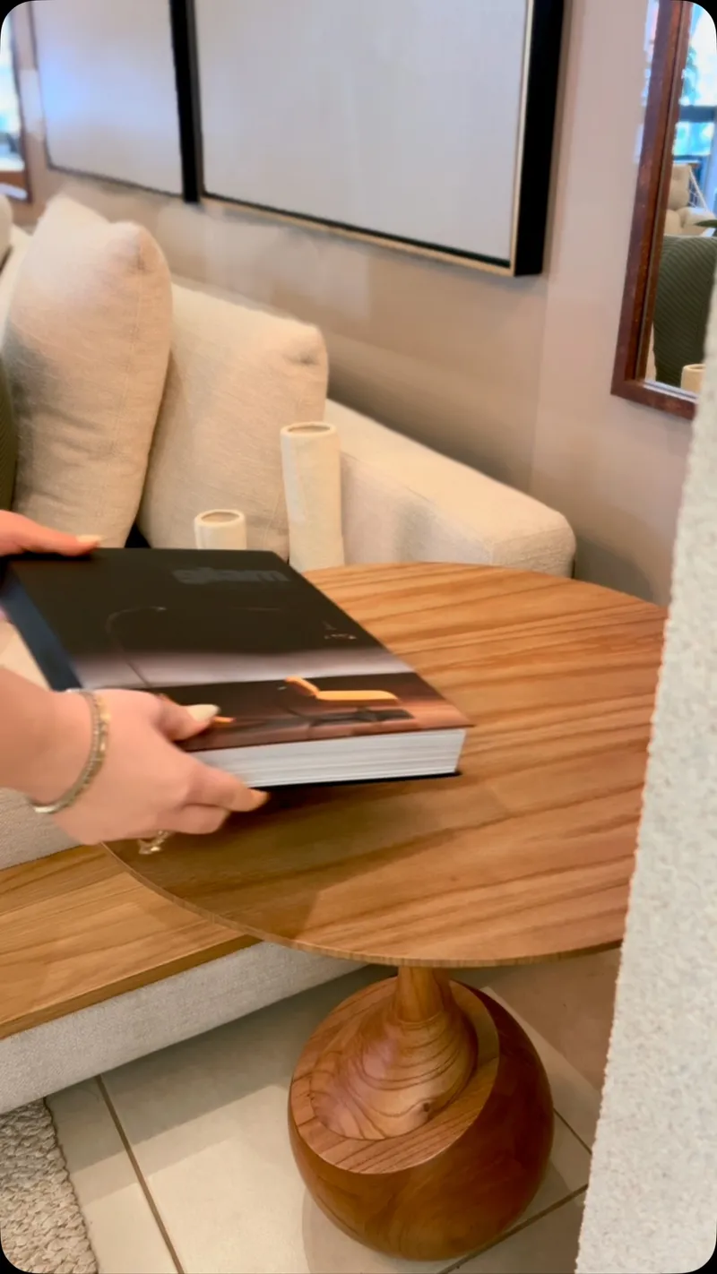 Como escolher mesa de centro e lateral para sala de estar