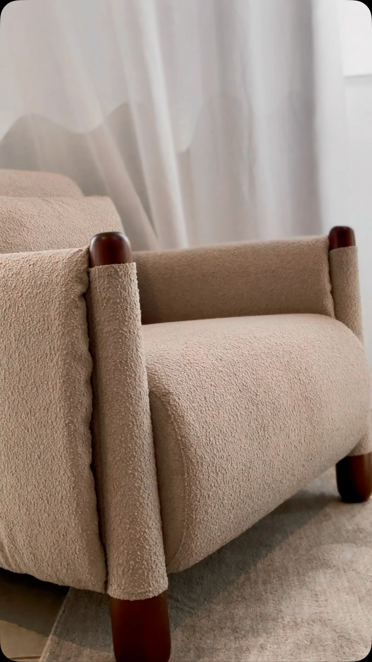 Como escolher 20 modelos de sofá para decorar sua sala