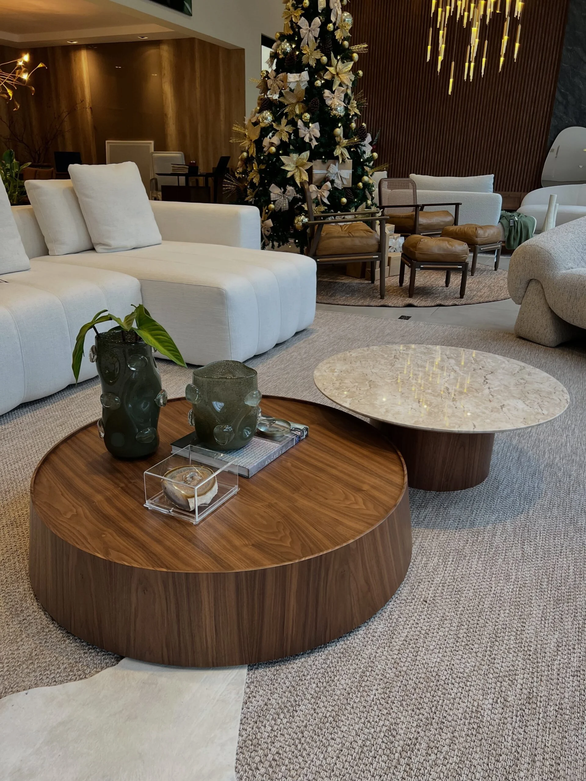 Como escolher mesa de centro ideal para sala de estar