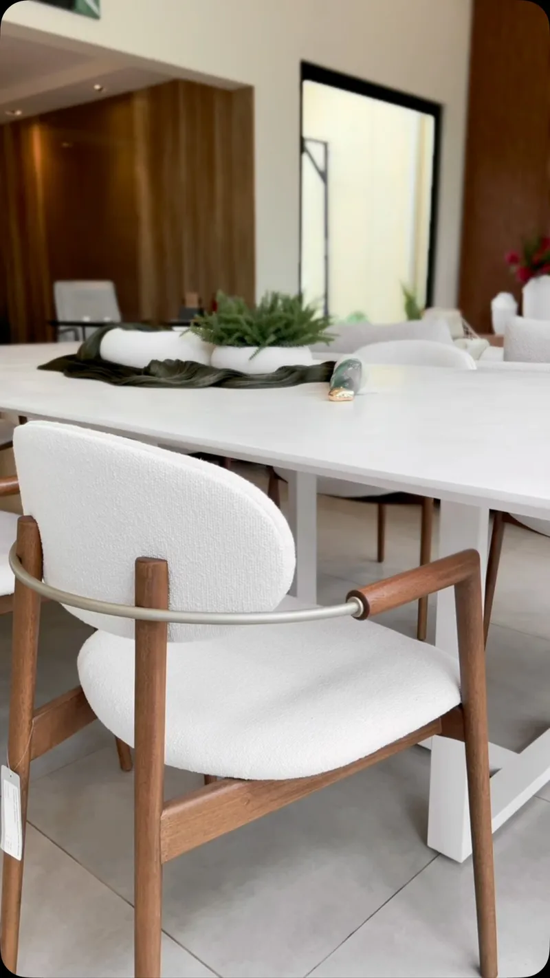 Como escolher móveis para sala de jantar na loja online