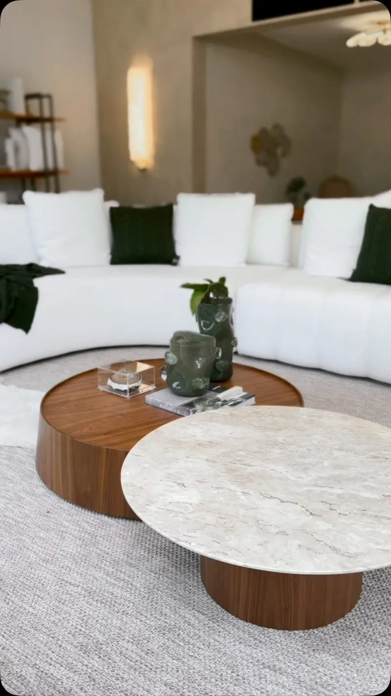Como decorar a parede do sofá com 8 ideias práticas