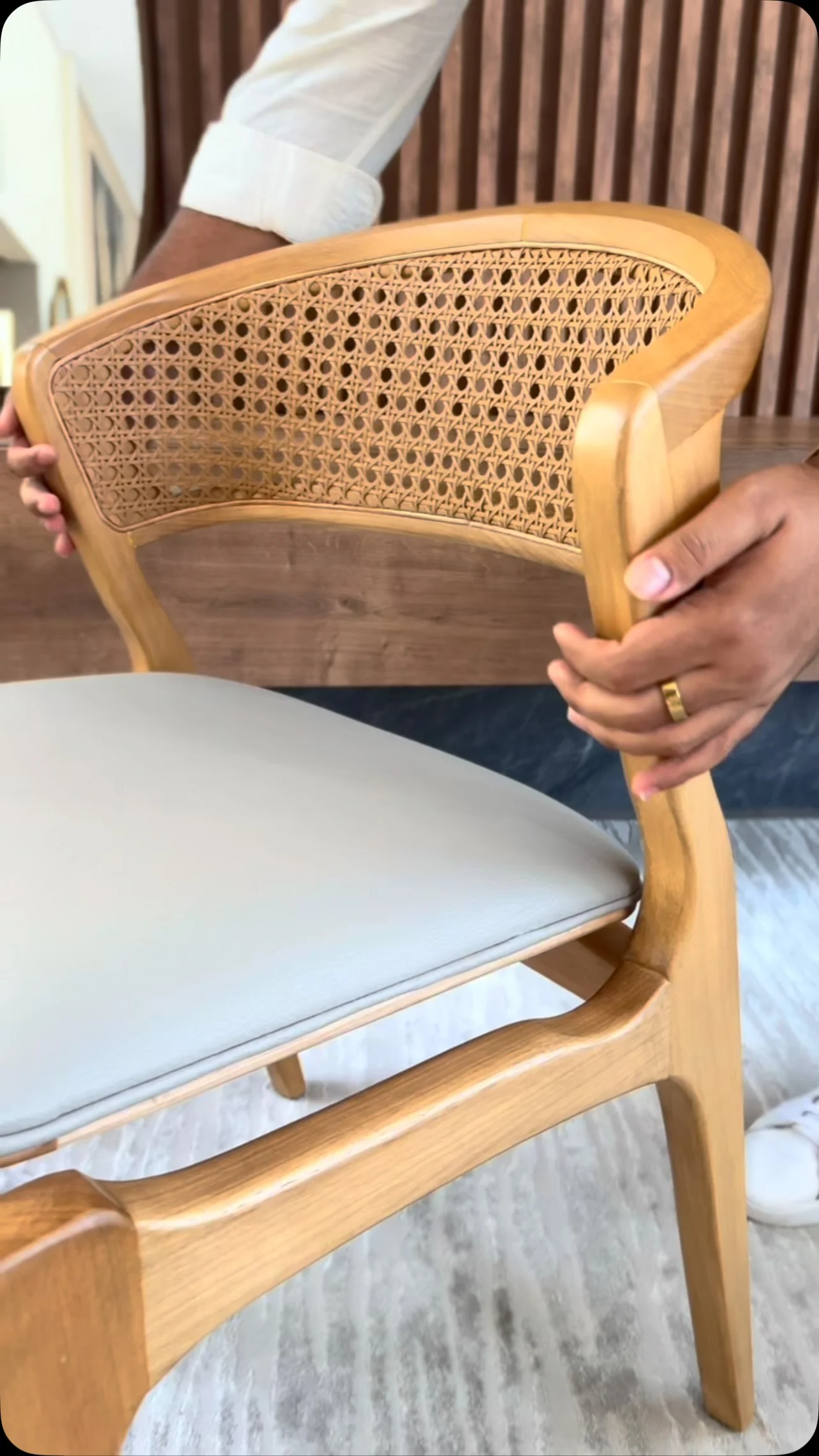 Como usar revestimento cristal para modernizar seu ambiente
