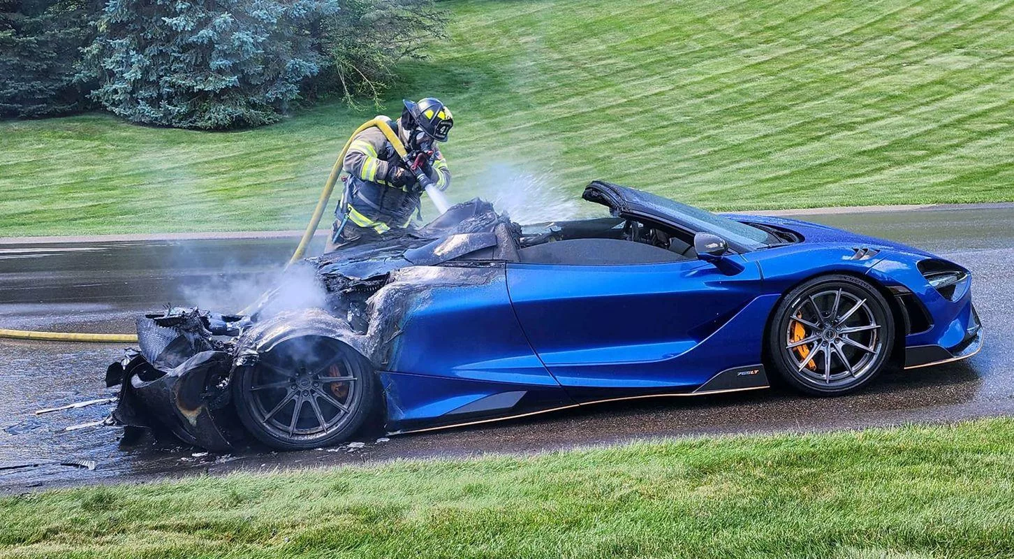 McLaren 765LT 19 8 2023