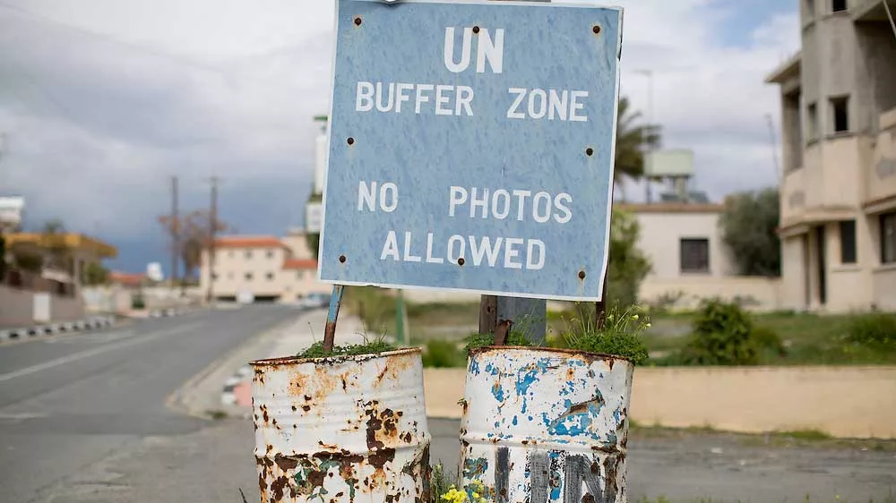 buffer zone Pyla.jpg