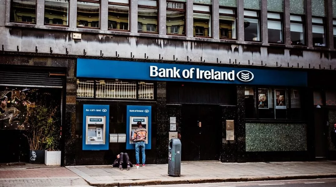 irlandia trapeza atm.jpg