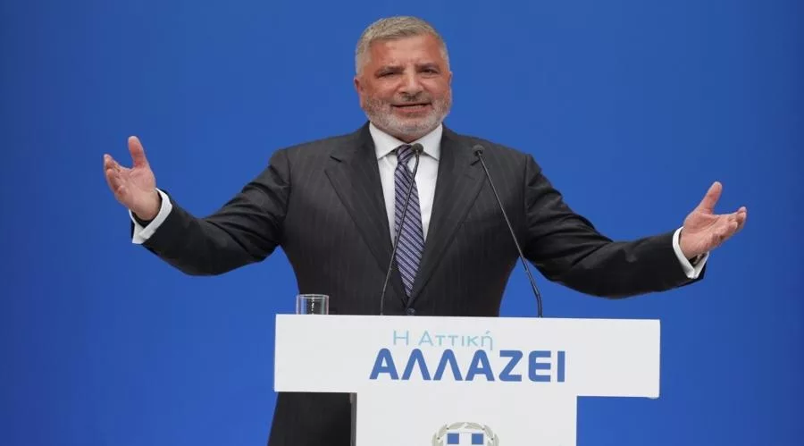 patoulis 990 11211.jpg