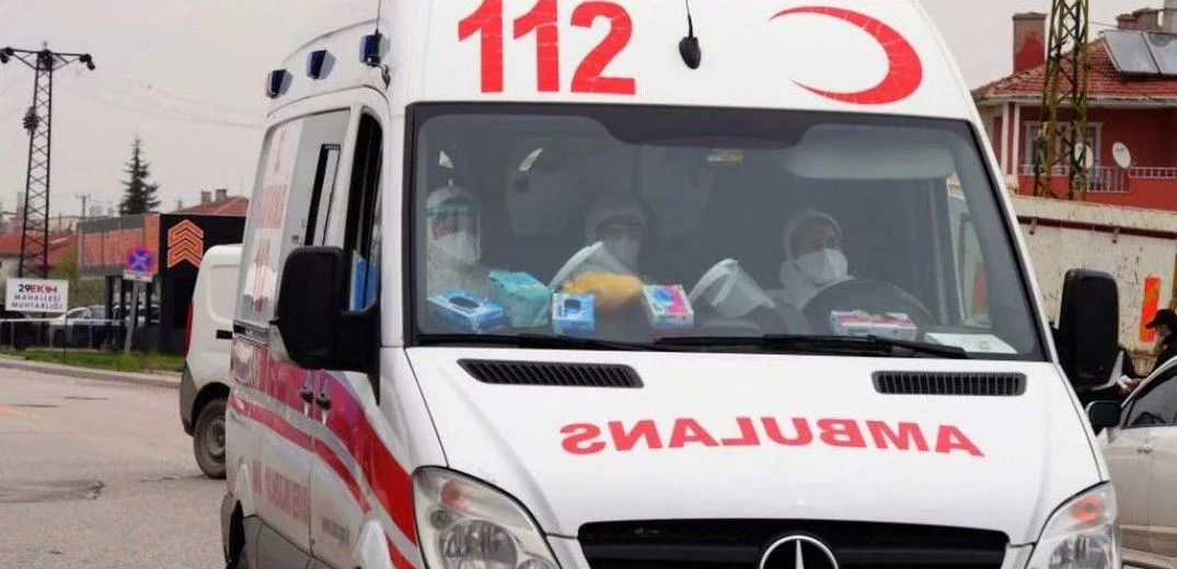 tourkiko asthenoforo turkish ambulance