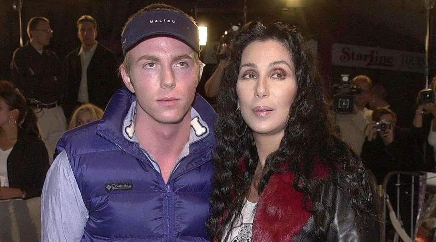 elijah-blue-allman-cher-2001112.jpg