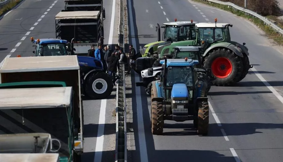 mploko agrotes moudanion trakter bloko 1111111 2.jpg